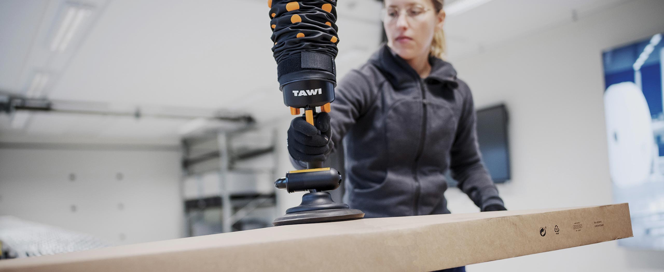 TAWI UK boxes vacuum lifting solutions