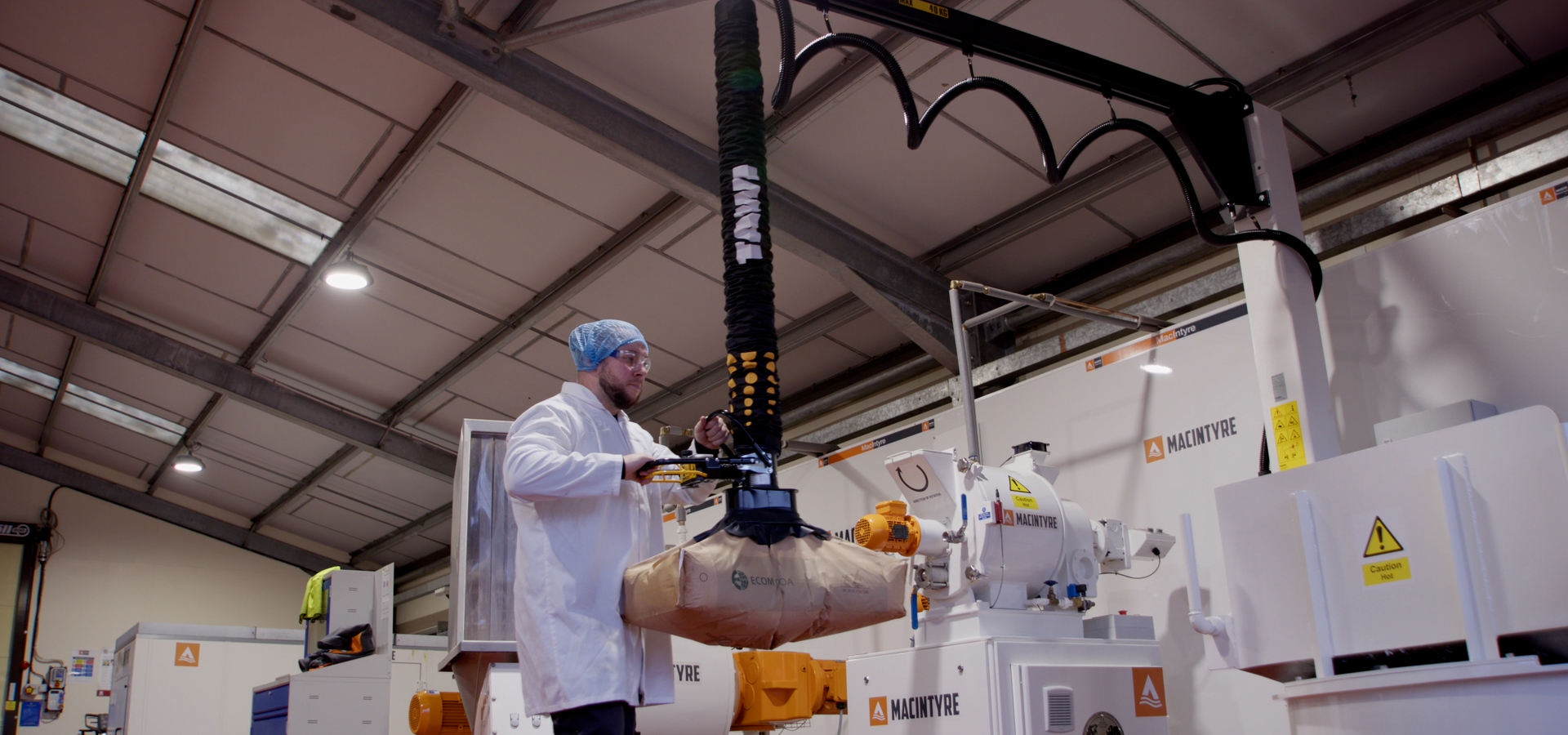 Revolutionize Food & Beverage Logistics with TAWI Vacuum Lift Systems