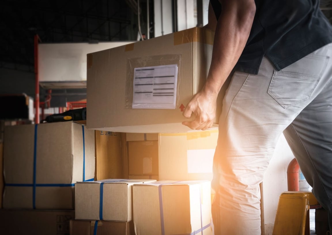 Limites de Peso para Manuseio no Trabalho: Qual é o Máximo que Você Pode Levantar? | TAWI