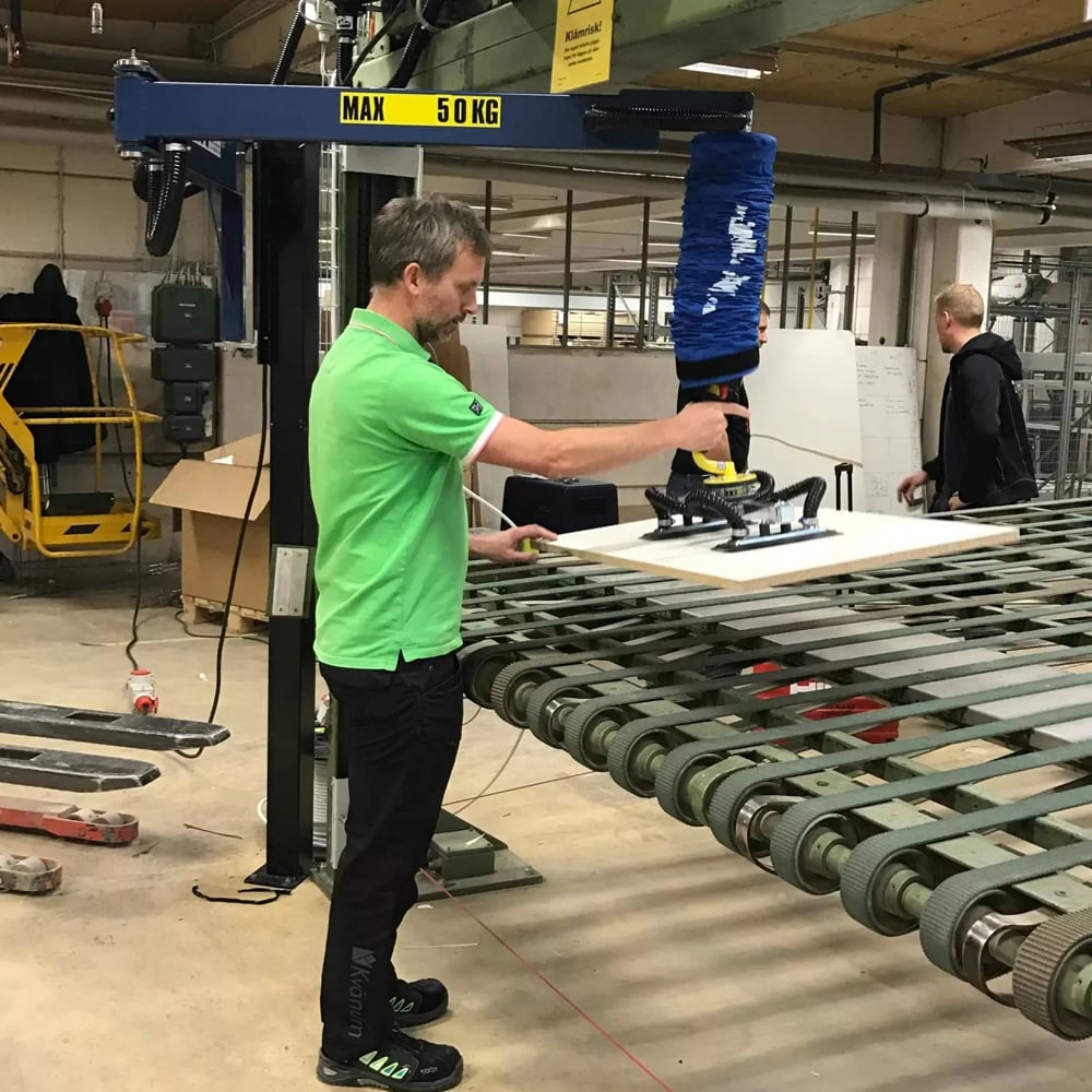 TAWI Articulating Arm