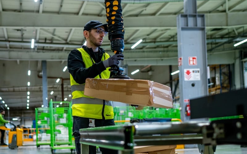 Lifting Boxes