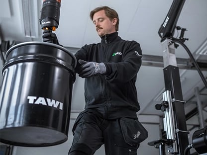 TAWI Mobile High Frequency Lifter handling drums