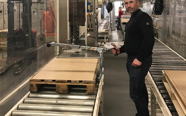 TAWI pallet lifting in all environments
