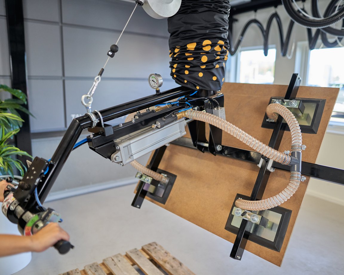 TAWI Multifunctional Lifter