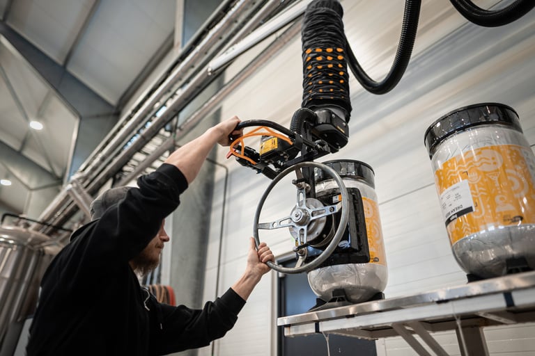 Customized vacuum Keg lifter 