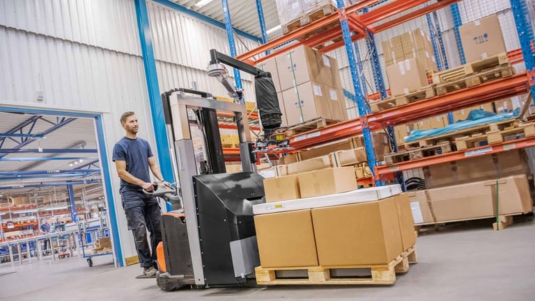 Verbessern Sie „Pick & Pack“-Abläufe mit halbautomatischen Lösungen