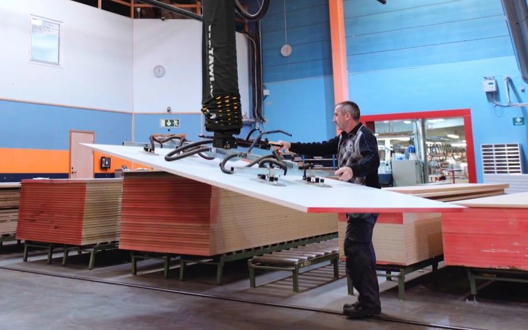 MACH 2026 – Industrial Lifting Solutions for Metal & Wood