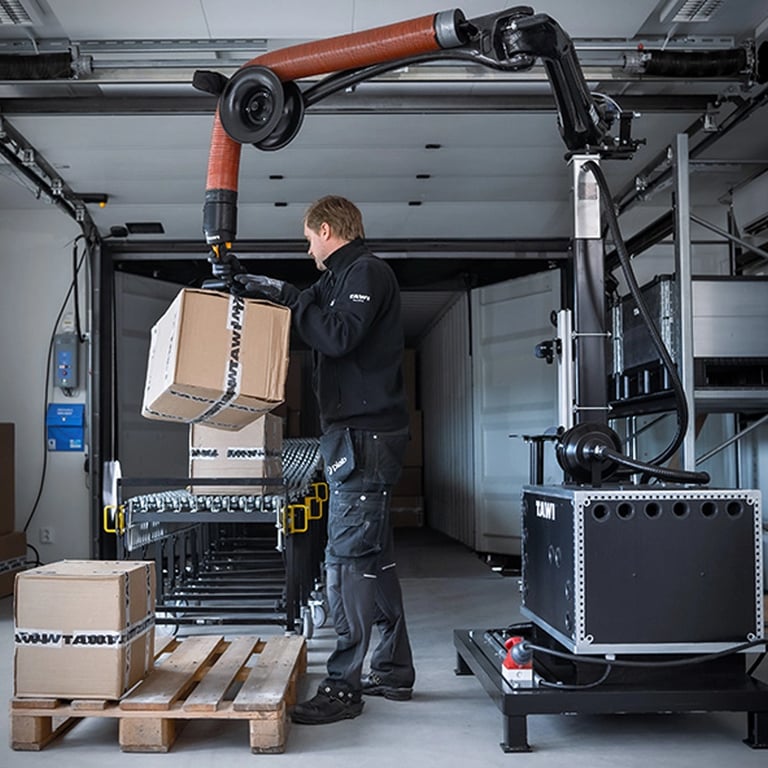 Mobil Ordre Plukker flytter fra pallereol til palle rack hurtigt og nemt.